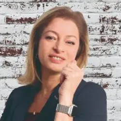 Fabiola Verissimo RE/MAX